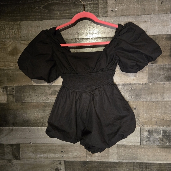 maeve puff sleeve smocked romper - Picture 7 of 7